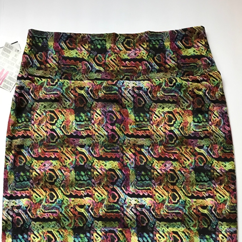 Medium Lularoe Cassie Pencil Skirt